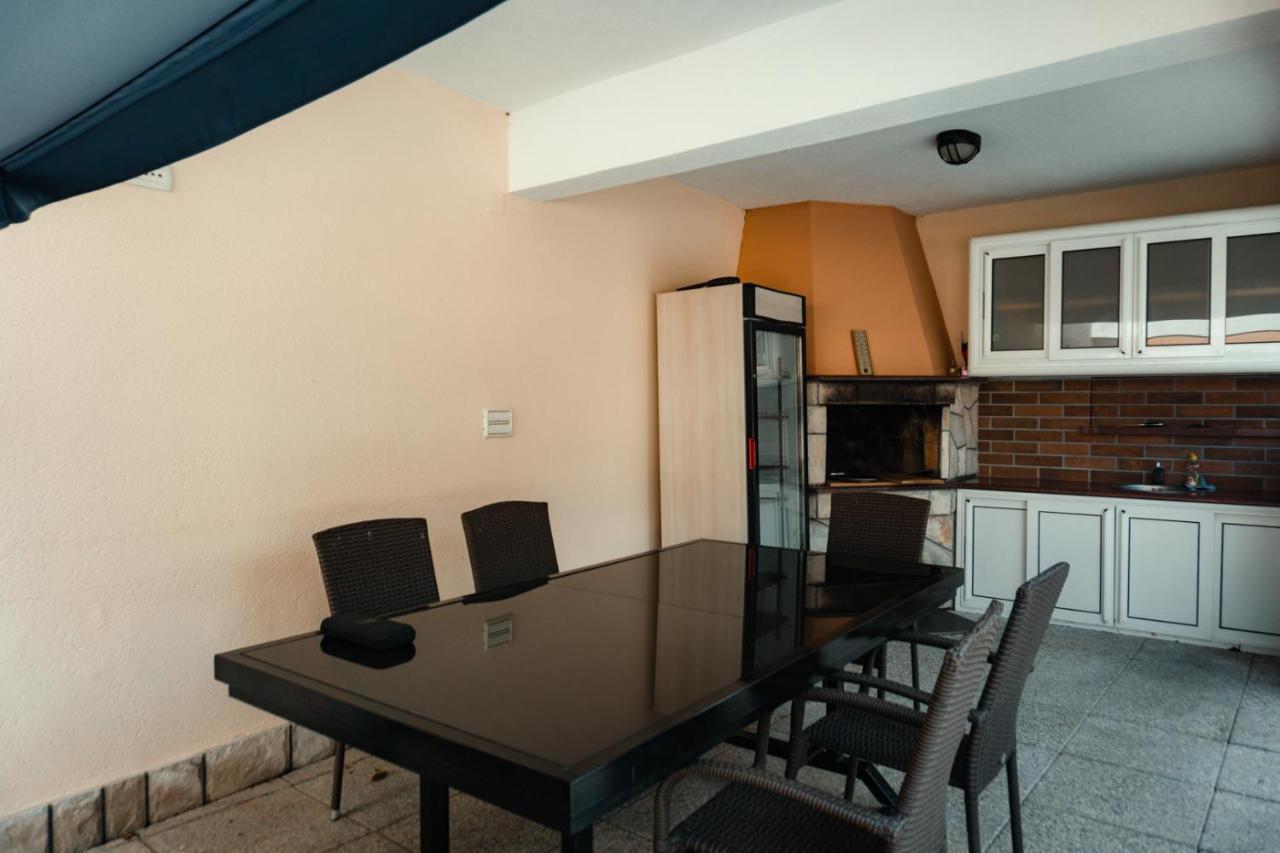 Holiday Home Rozic - Villa With Private Seasonal Heated Pool Mostar Exteriér fotografie
