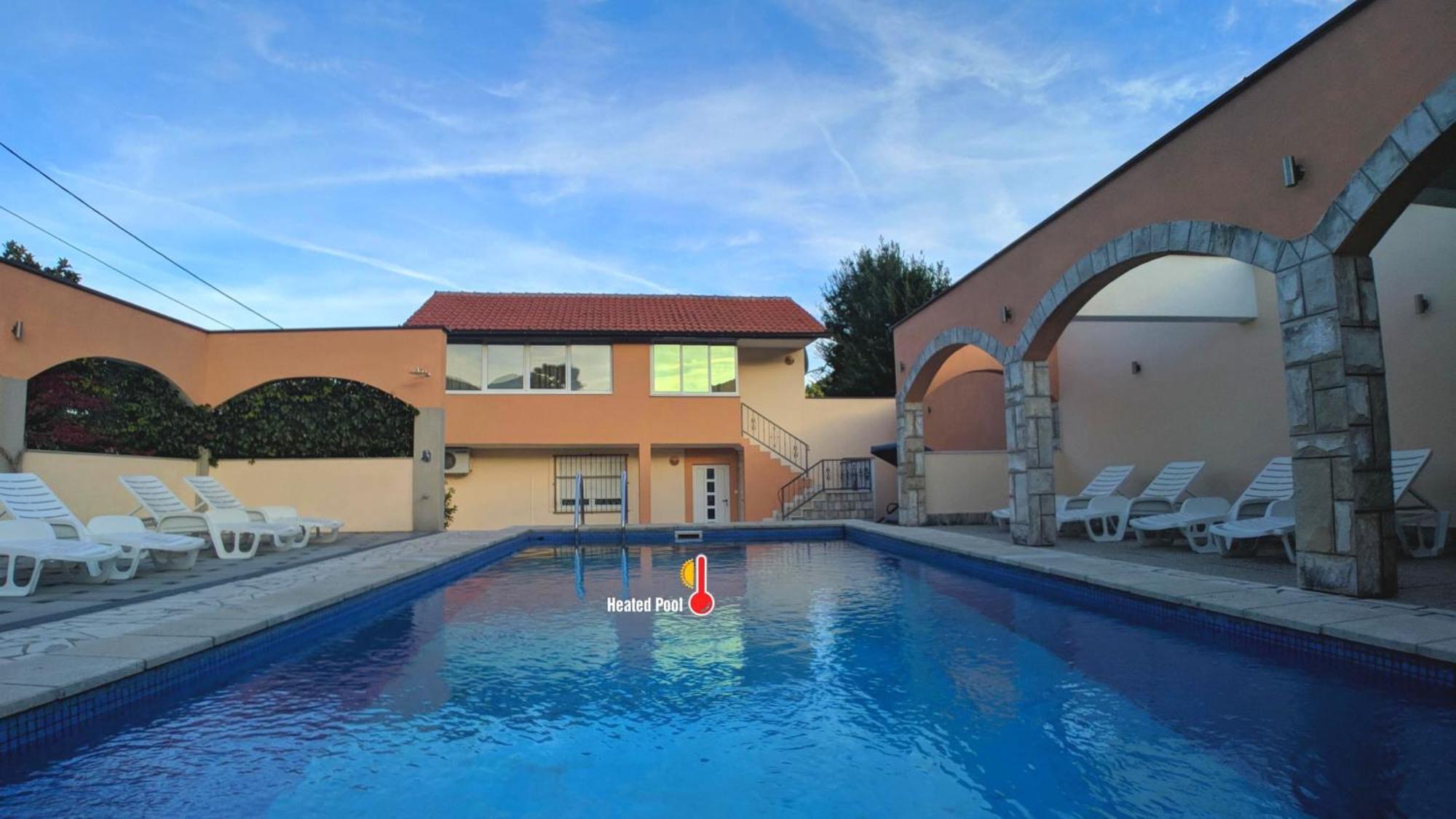 Holiday Home Rozic - Villa With Private Seasonal Heated Pool Mostar Exteriér fotografie